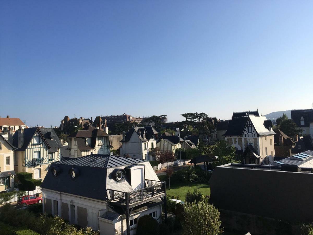 L'Atelier Des Planches Deauville Exterior photo